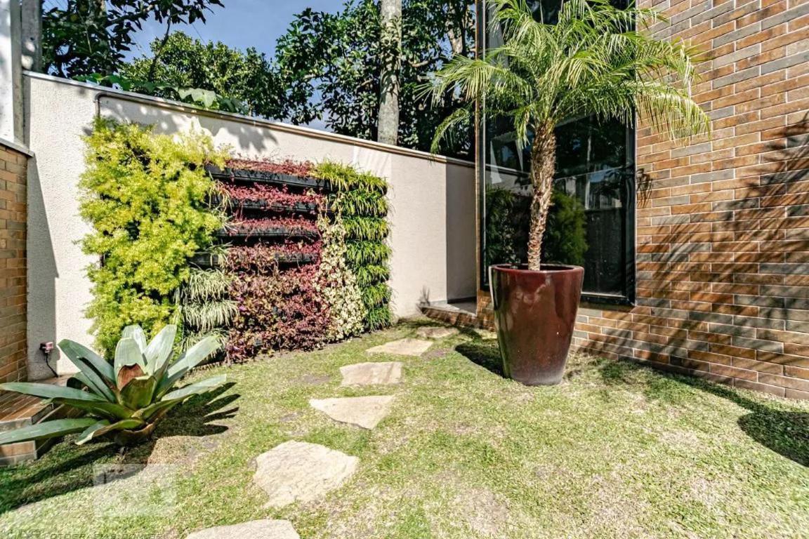 17- Studio Perfeito Para Casal! Curitiba Luaran gambar